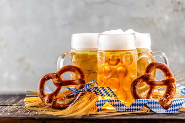 Ein Prosit: in alto i boccali - con Biren e Shire Brewing